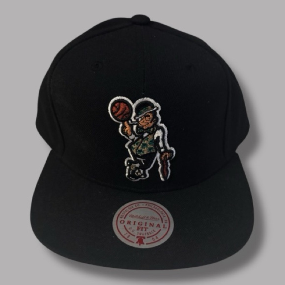 New Boston Celtics Mitchell & Ness Black Cap
